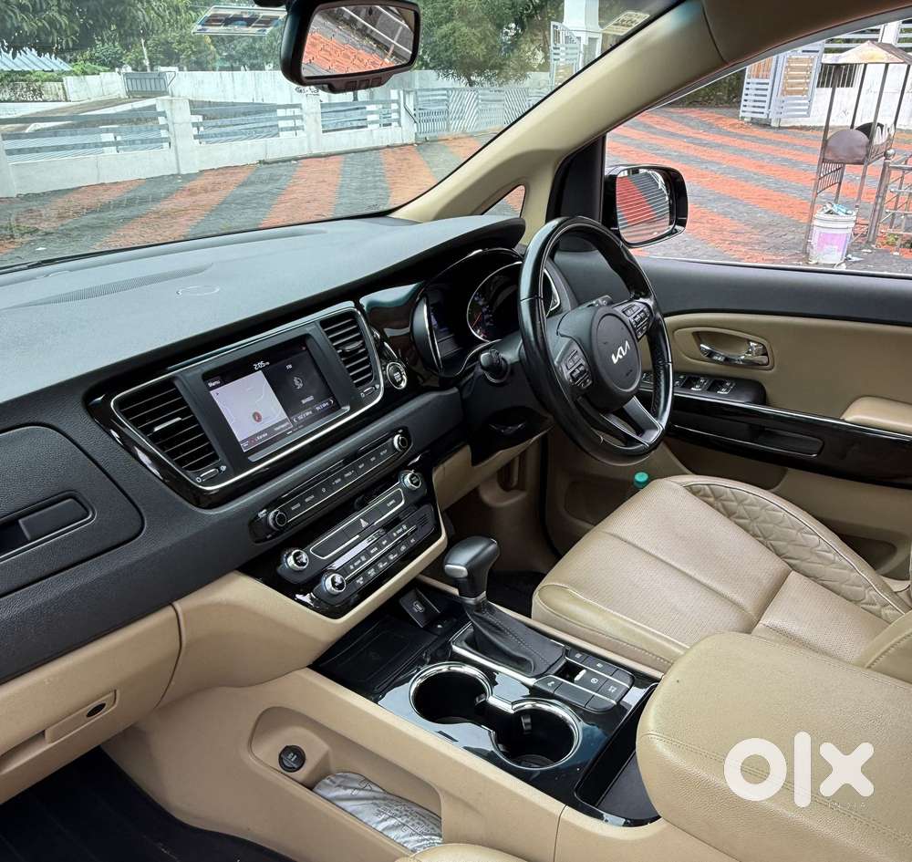 Kia Carnival Limousine Plus 7 Str, 2021, Diesel