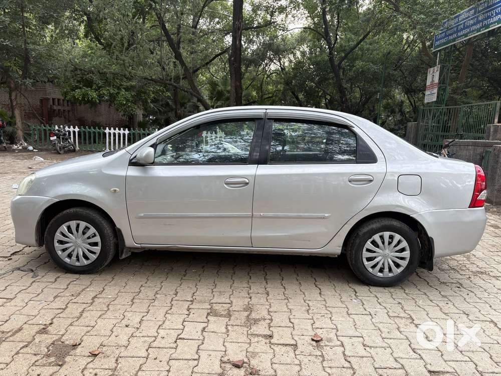 Toyota Etios G, 2011, Cng & Hybrids