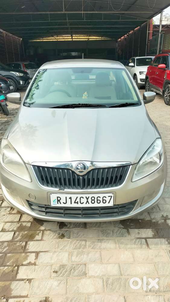 Skoda Rapid 1.6 Tdi Ambition Plus, 2014, Diesel