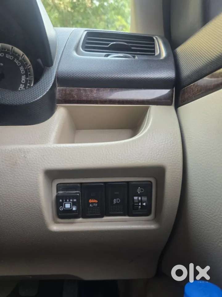 Maruti Suzuki Swift Dzire 1.3 Vxi, 2013, Petrol