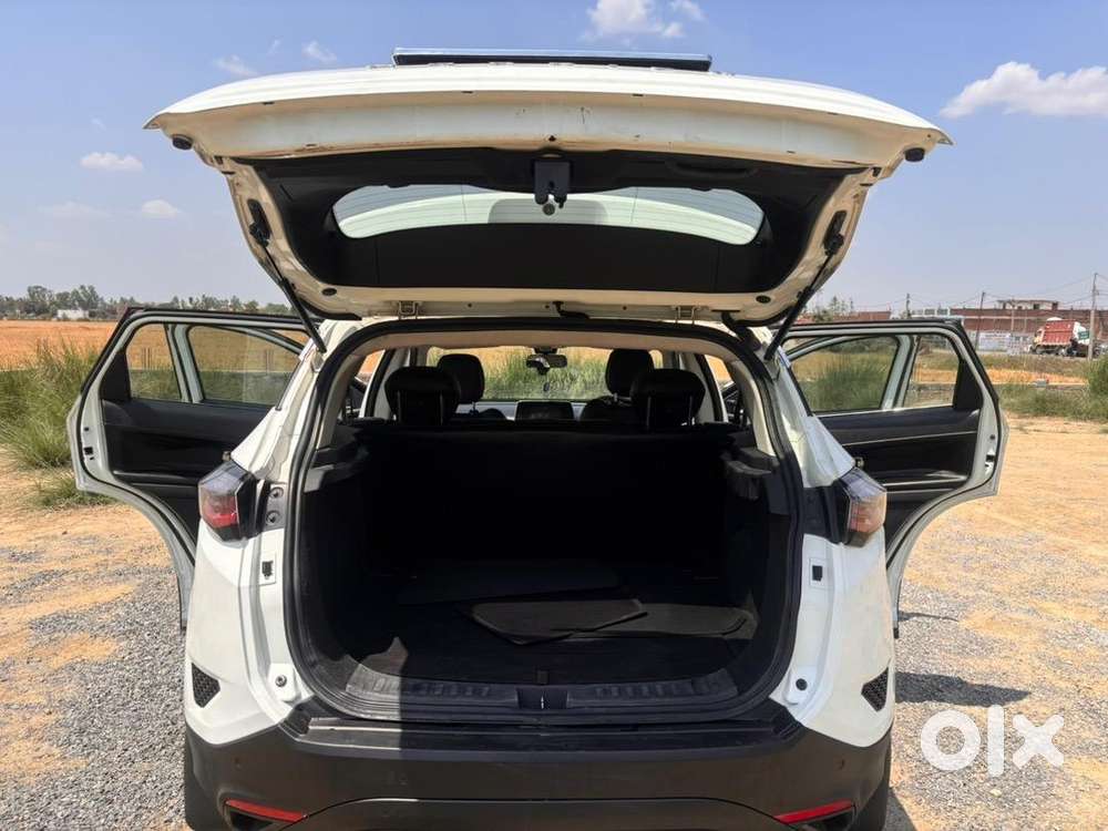 Tata Harrier 2019 Diesel Well Maintained. Showroom Condtion