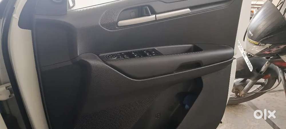 Kia Sonet 2021 Petrol 30000km Driven