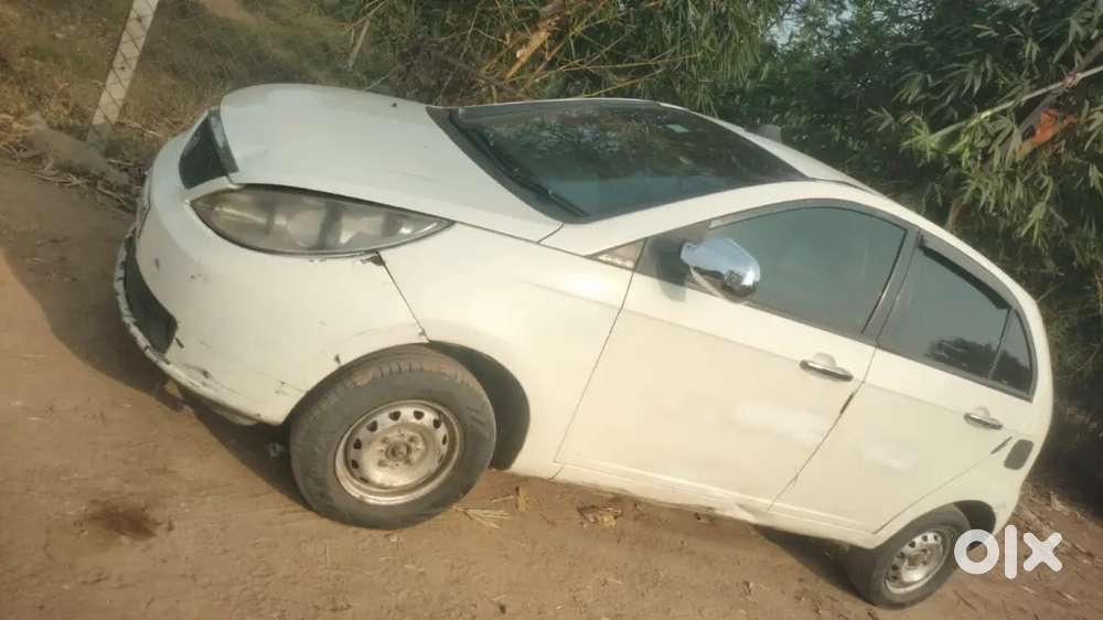 Tata Indica Vista 2013 Diesel 95000 Km   Ac Me Gas Bharna Honga