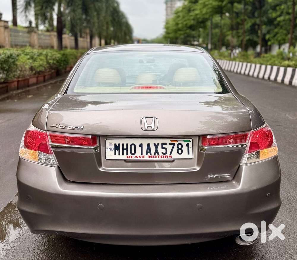 Honda Accord 2.4 Elegance Automatic, 2011, Petrol