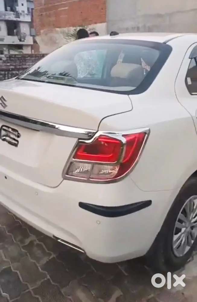 Maruti Suzuki Dzire 2023 Cng & 7750 Km Driven Brand New Condition