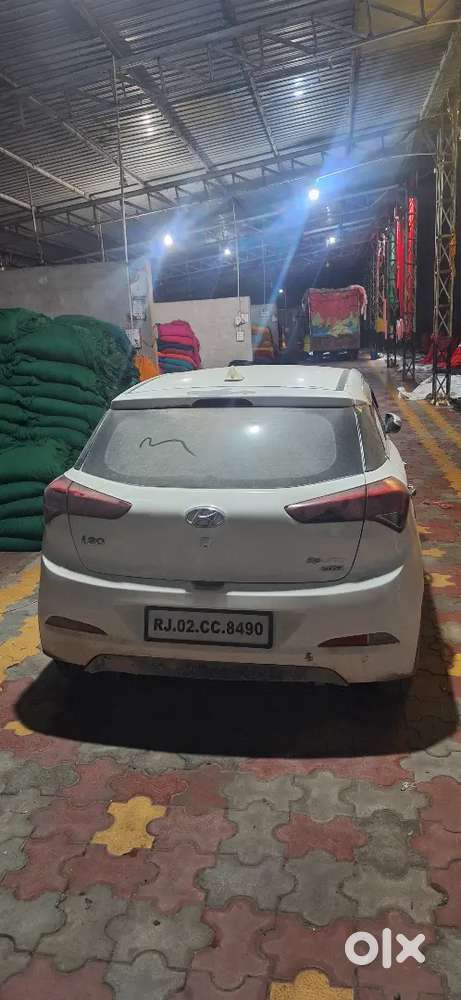 Hyundai I20 2016 Cng & Hybrids 125000 Km Driven