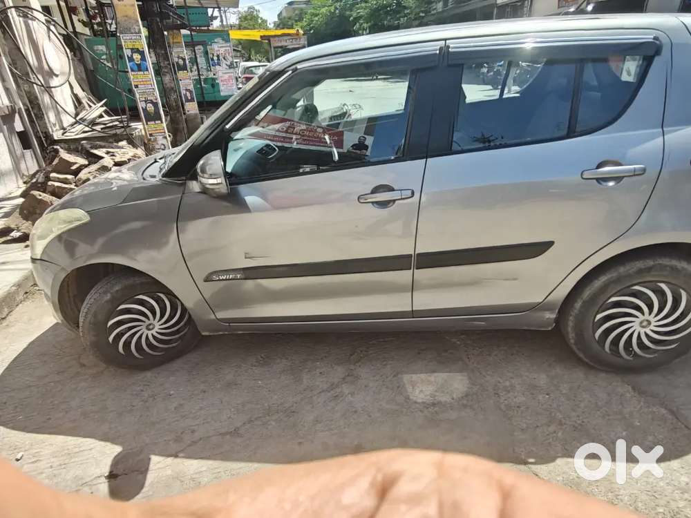 Maruti Suzuki Swift 2012