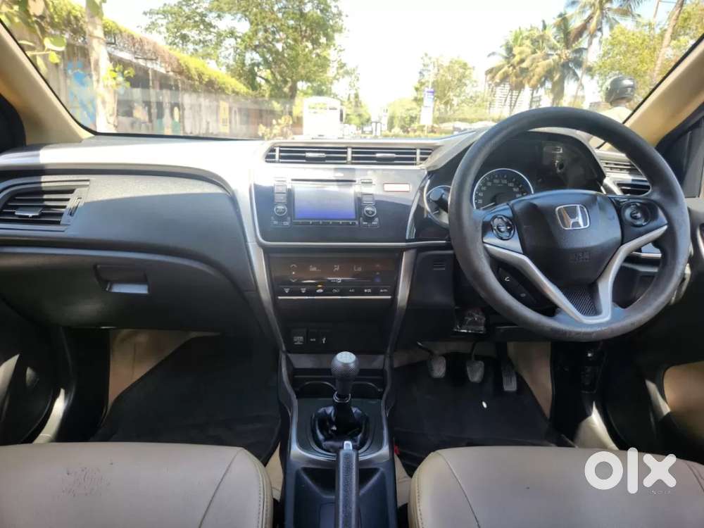Honda City 1.5 V 4th Gen I-vtec Mt, 2015, Petrol