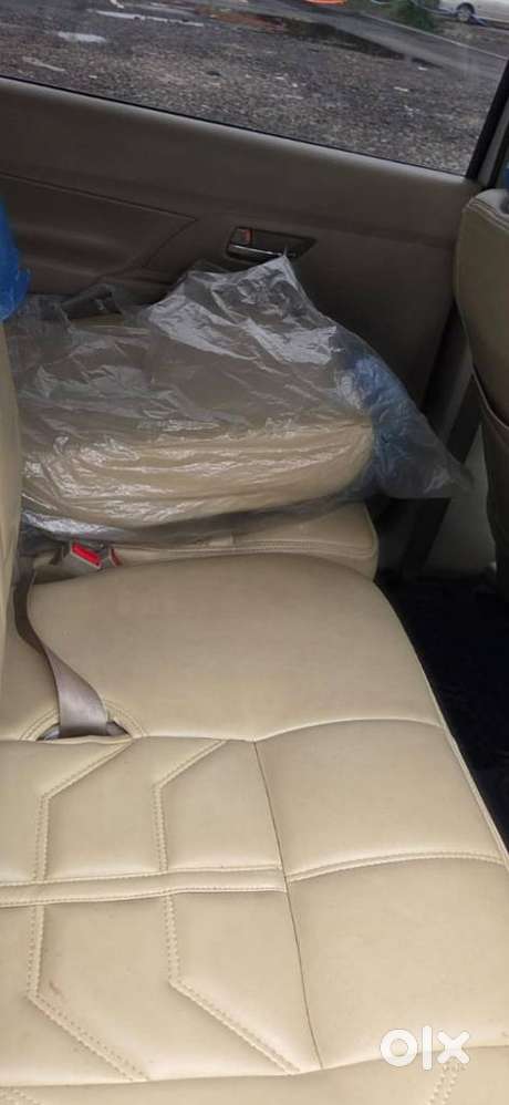 Maruti Suzuki Ertiga Vxi At Petrol, 2025, Petrol