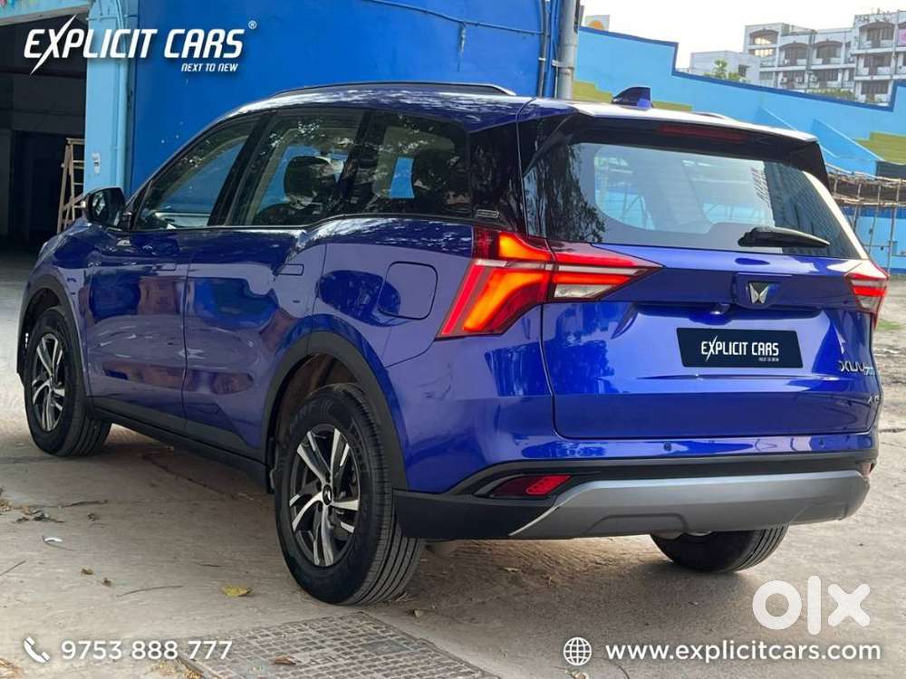 Mahindra Xuv700 2.0 Ax 5 Petrol Mt 7 Str, 2025, Petrol