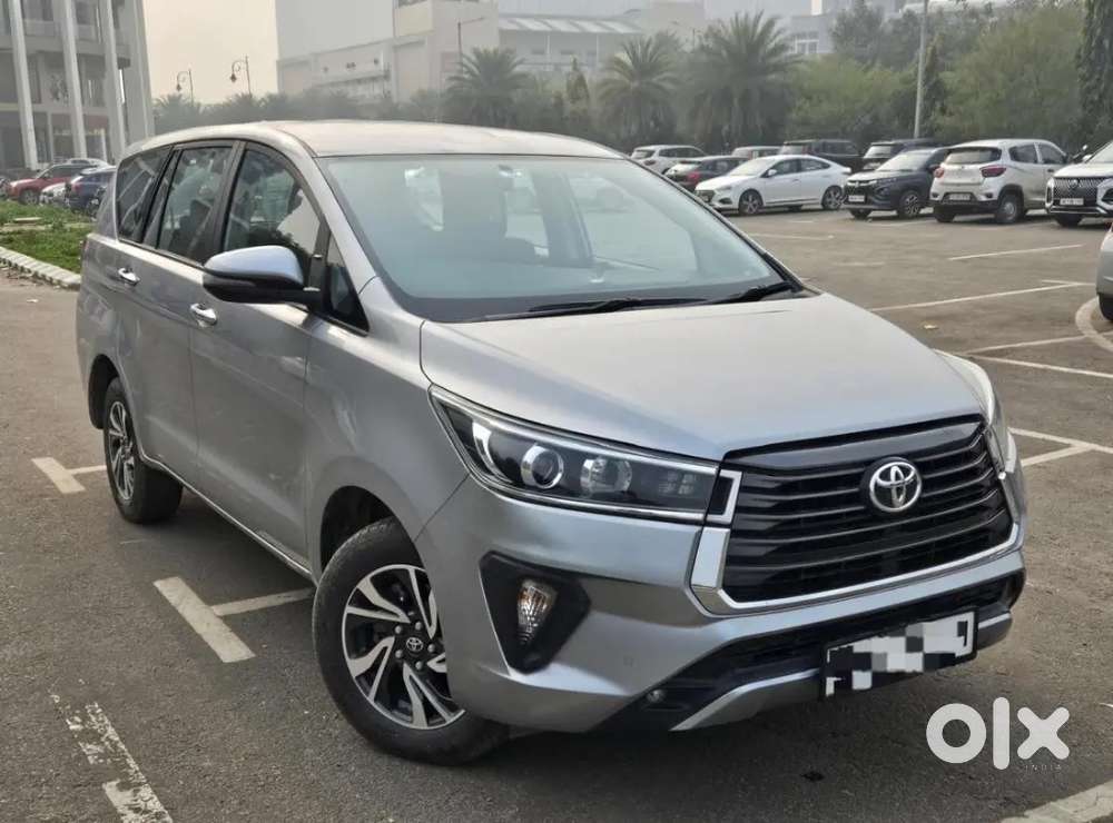 Toyota Innova Crysta 2023 Petrol Car