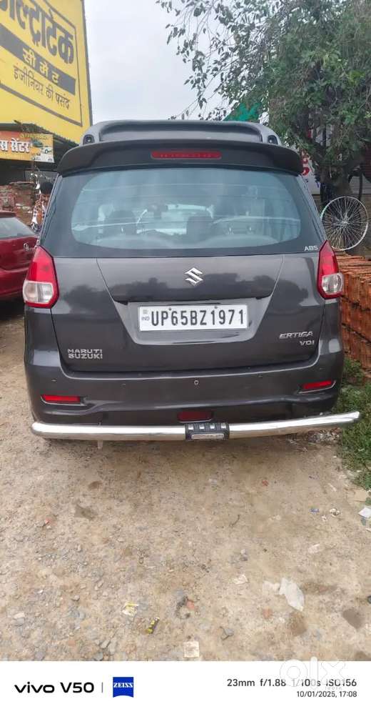 Maruti Suzuki Ertiga 21015