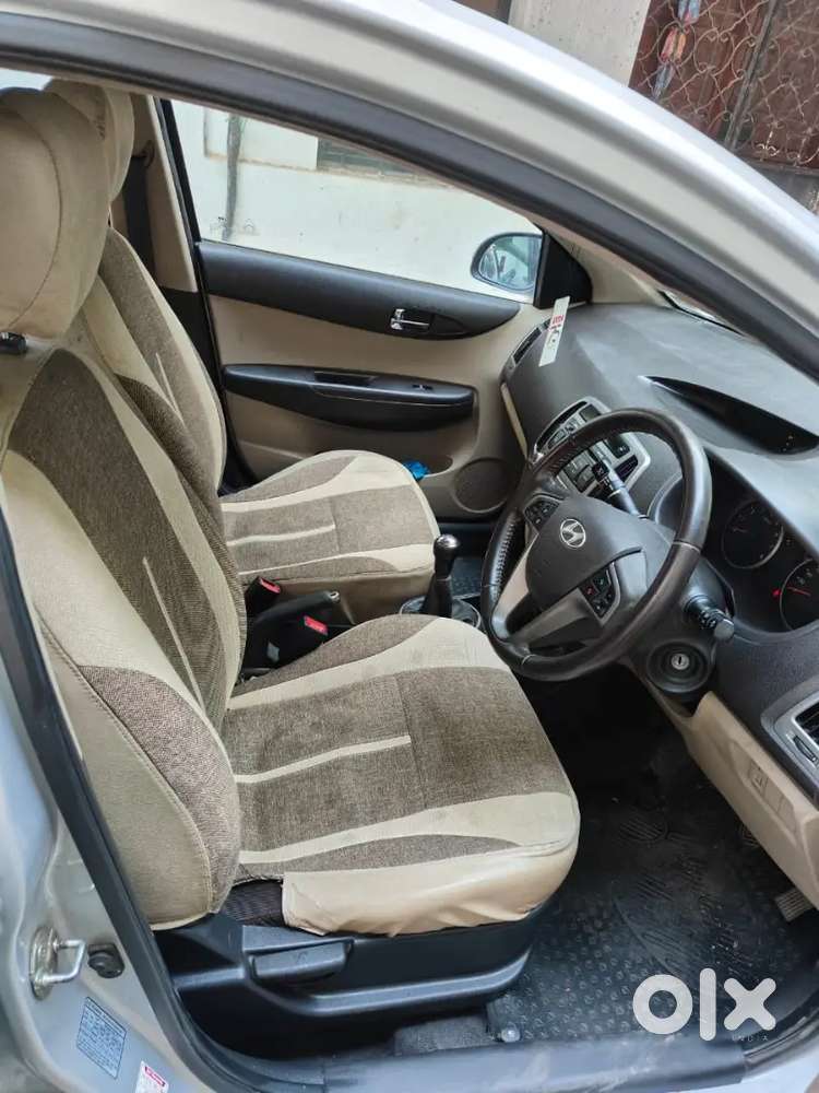 Hyundai I20 Spotz 2013 Car