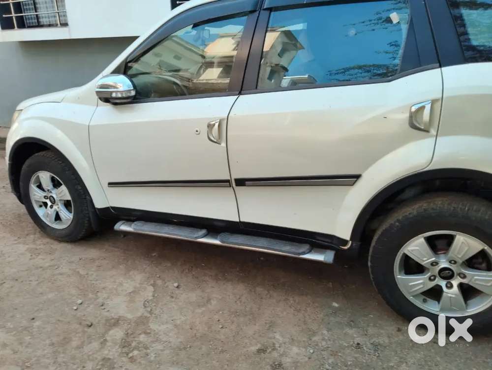 Mahindra Xuv500 2015