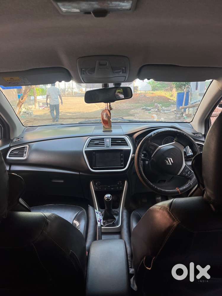 Maruti Suzuki S-cross 2016 Diesel Well Maintained
