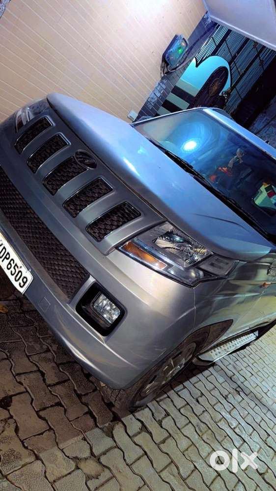 Mahindra Tuv 300 2018 Diesel Well Maintained