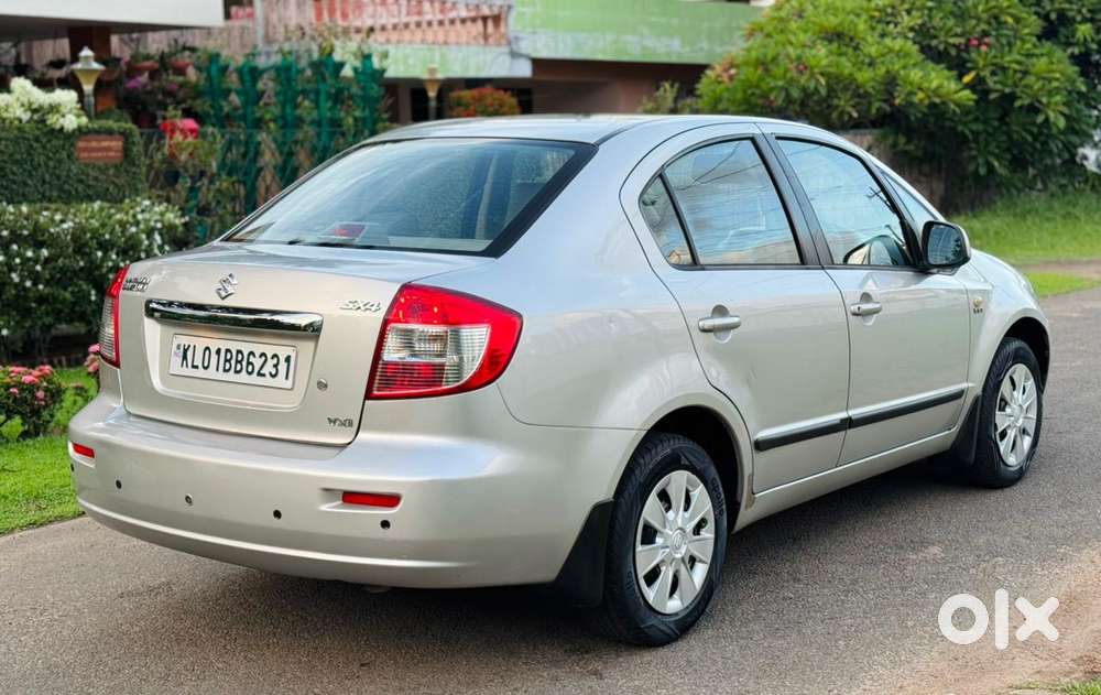 Maruti Suzuki Sx4 2007-2012 Vxi Bsiv, 2011, Petrol
