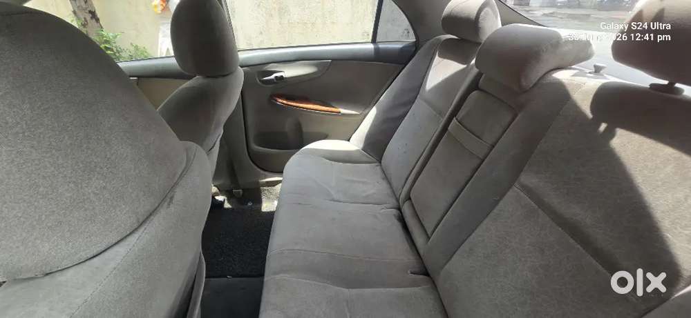 Toyota Corolla Altis 2010