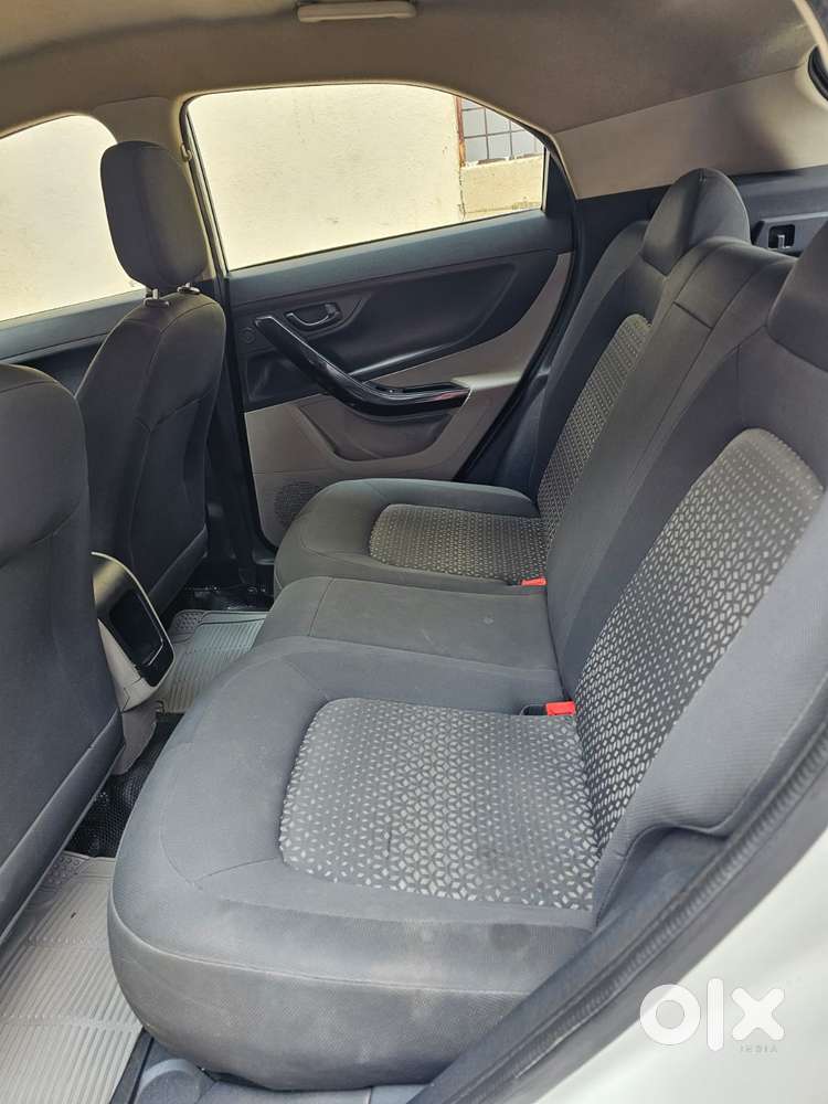 Tata Nexon 1.5 Revotorq Xm, 2018, Petrol