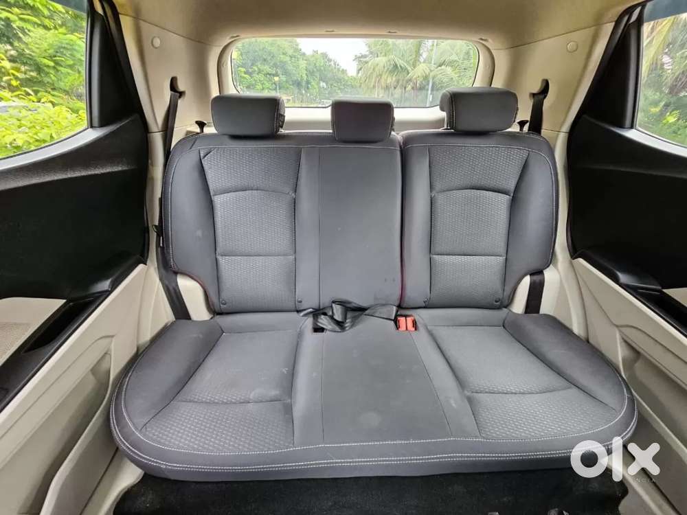 Mahindra Xuv300 W6, 2021, Petrol