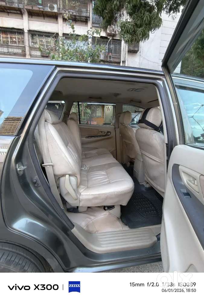 Toyota Innova 2009 Diesel 180000 Km Driven