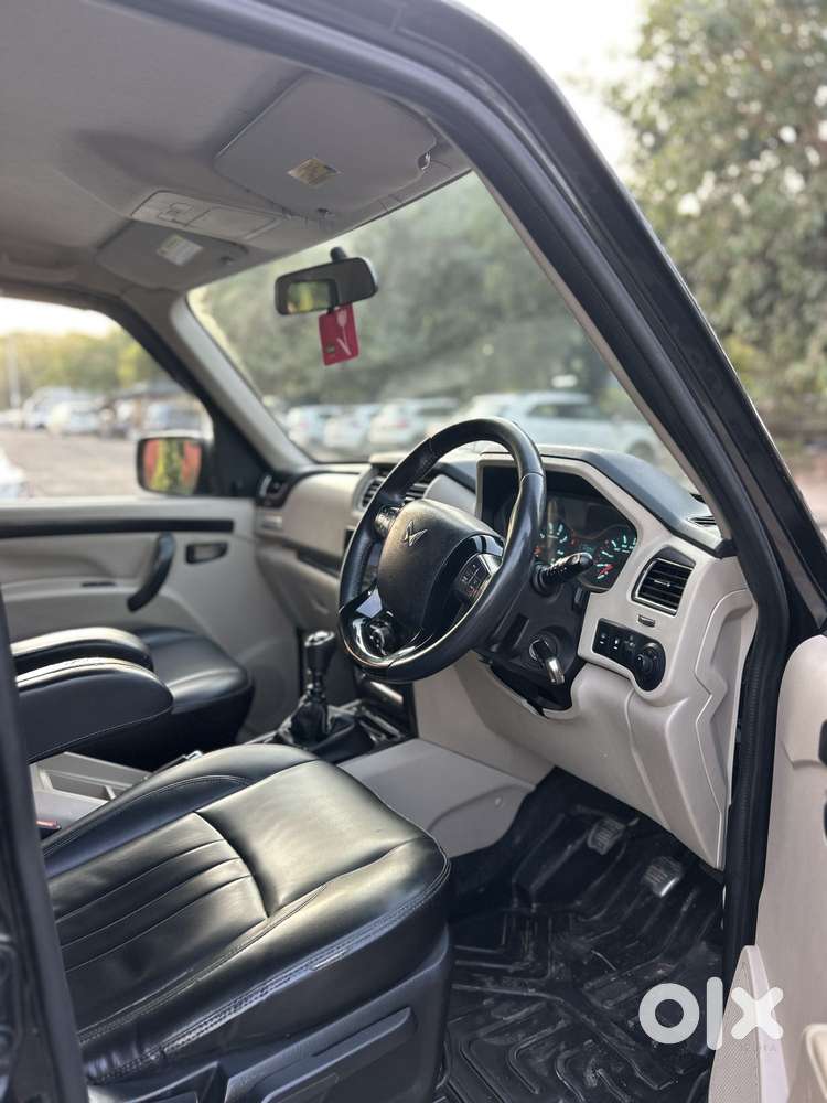 Mahindra Scorpio Classic 2.2 S 11 Mt 7 Str, 2022, Diesel