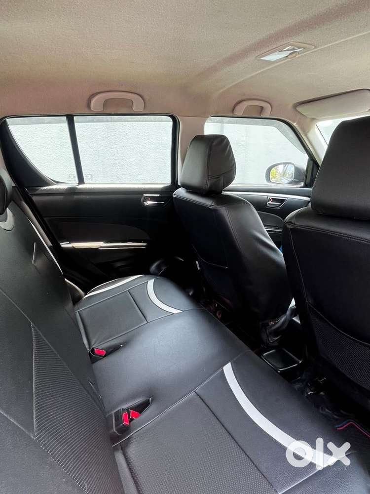 Maruti Suzuki Swift Vxi 1.2 Abs Bs-iv, 2013, Petrol