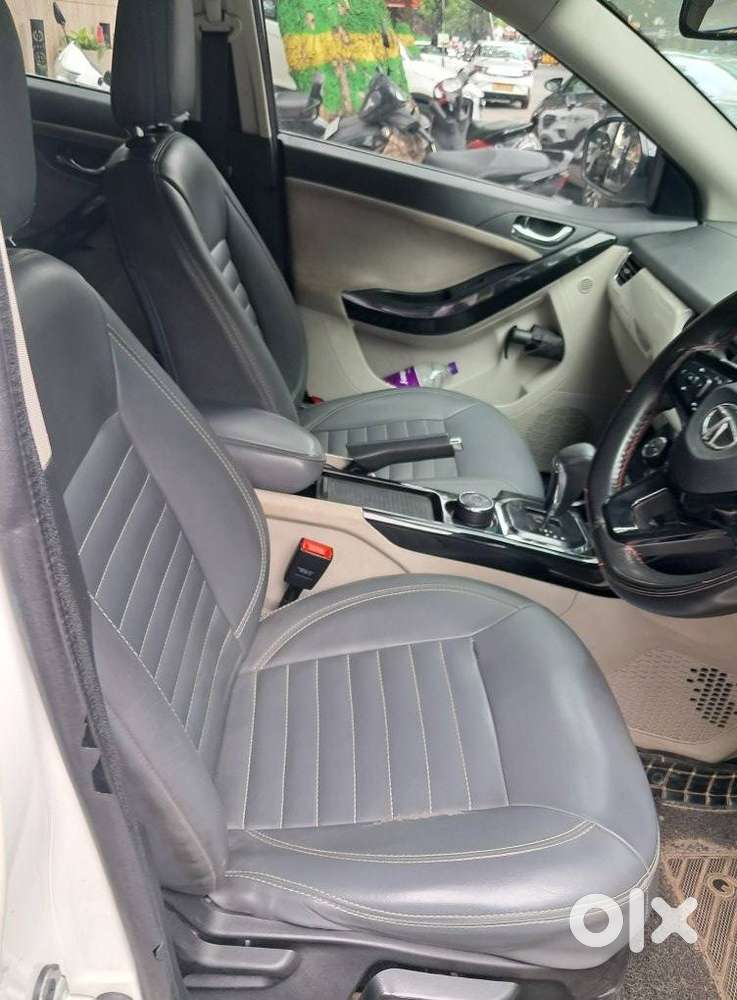 Tata Nexon 1.5 Revotorq Xza Plus Dual Tone Roof Amt (s), 2020, Diese..