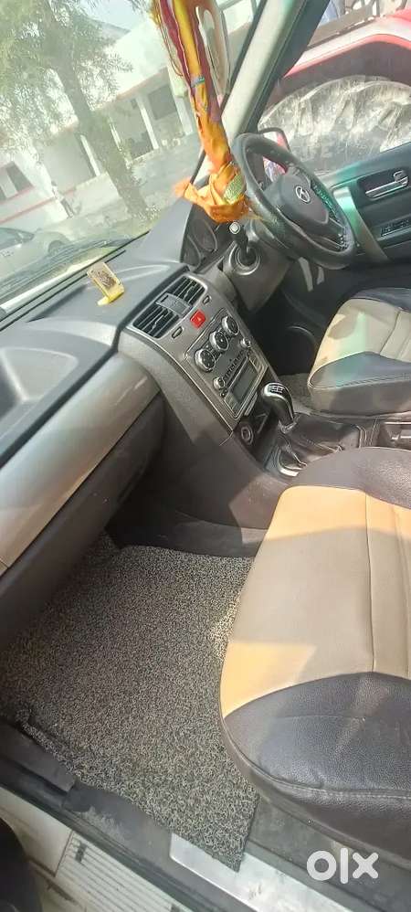 Tata Safari Storme 2016 Diesel 100000 Km Driven