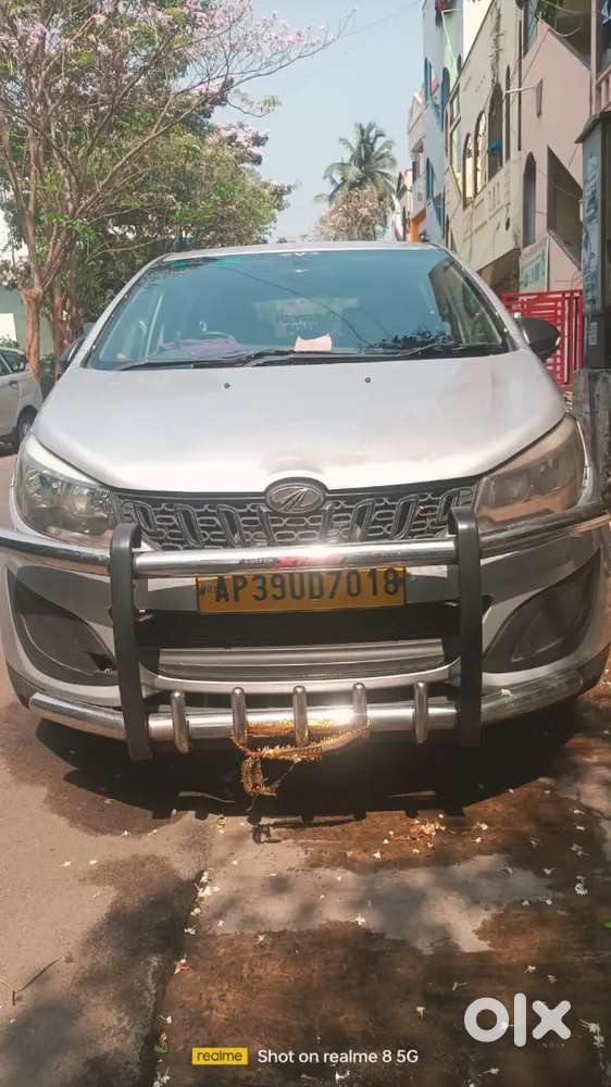 Mahindra Marazzo 2021