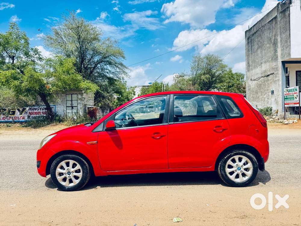 Ford Figo 2010-2012 Diesel Titanium, 2012, Diesel