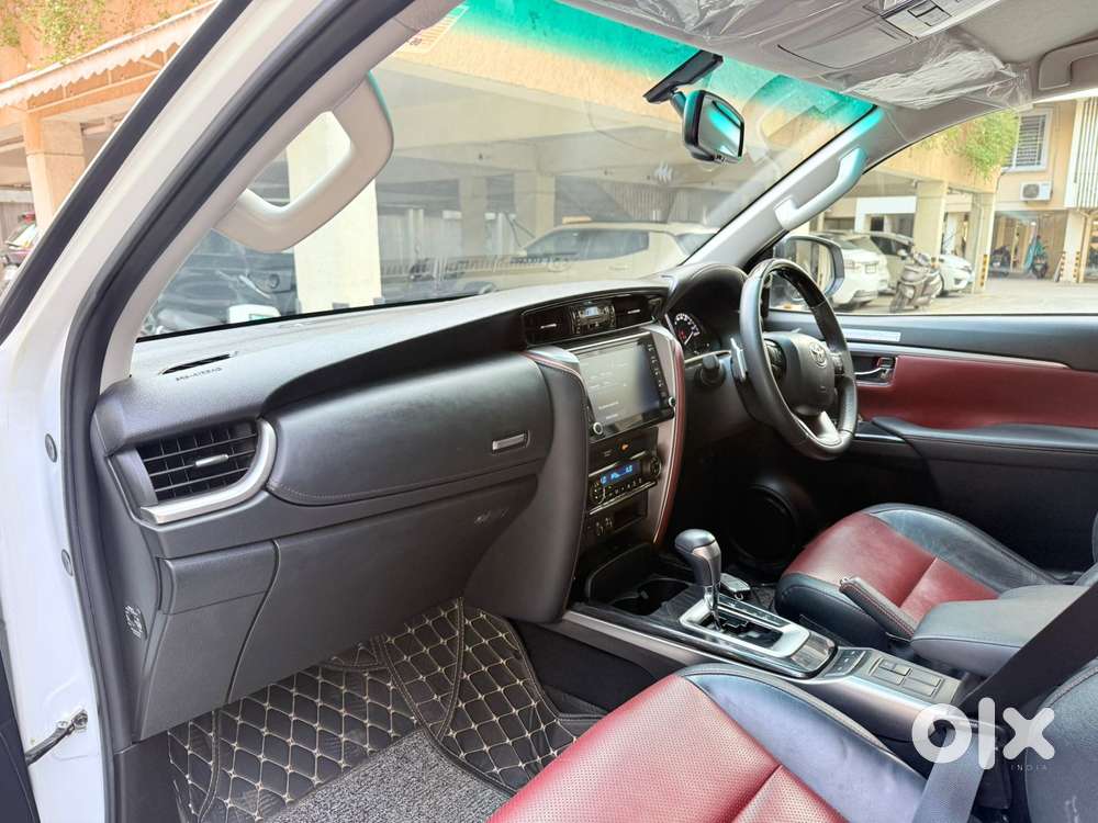 Toyota Fortuner Legender 4x2 At 2.8, 2023, Diesel