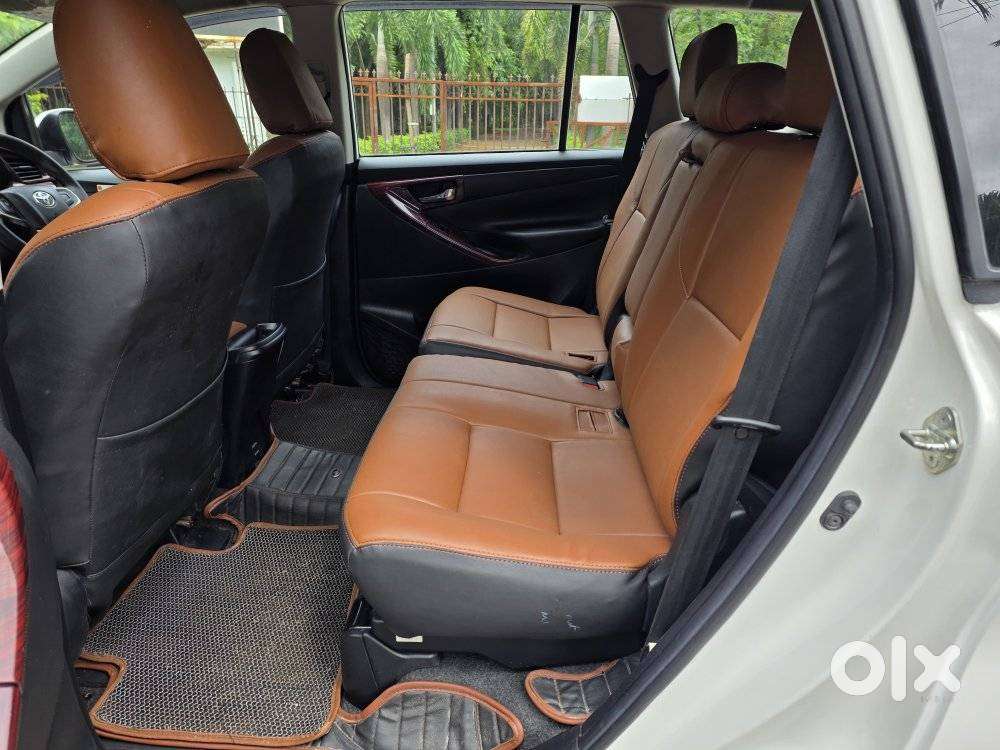 Toyota Innova Crysta [2020-ongoing] 2.4 Gx 8 Str, 2021, Diesel