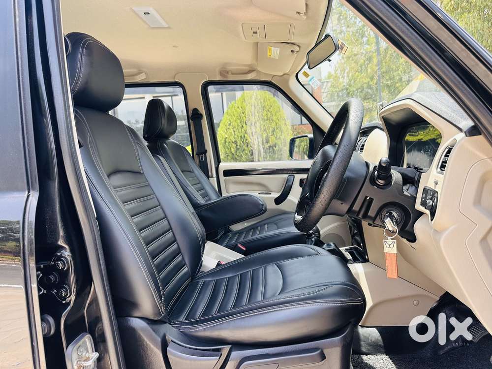 Mahindra Scorpio Classic 2.2 S 11 Mt 7 Str, 2024, Diesel