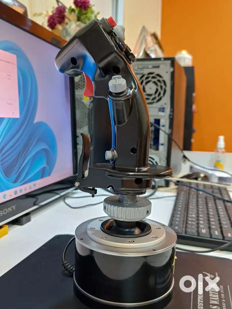 Thrustmaster Warthog Flight Stick for PC Flight Simulator excellent co