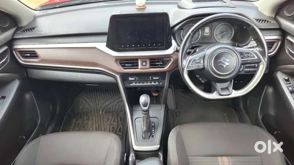 Maruti Suzuki Vitara Brezza 1.5 Zxi Plus At Dual Tone, 2022, Petrol