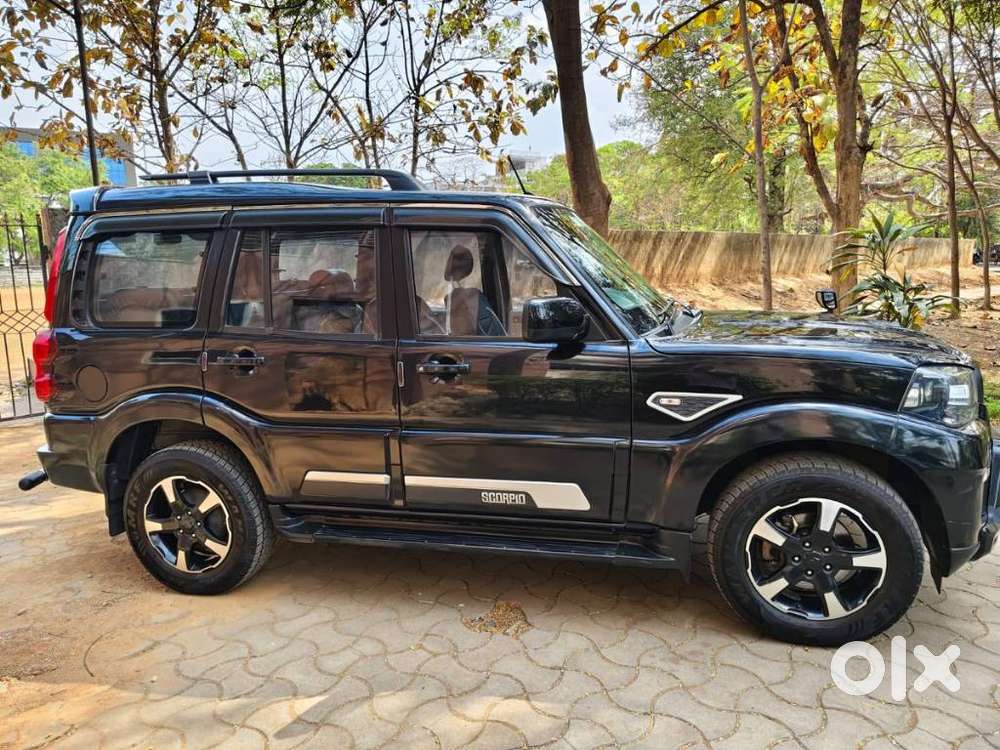 Mahindra Scorpio Classic 2.2 S 11 Mt 7 Str, 2023, Diesel