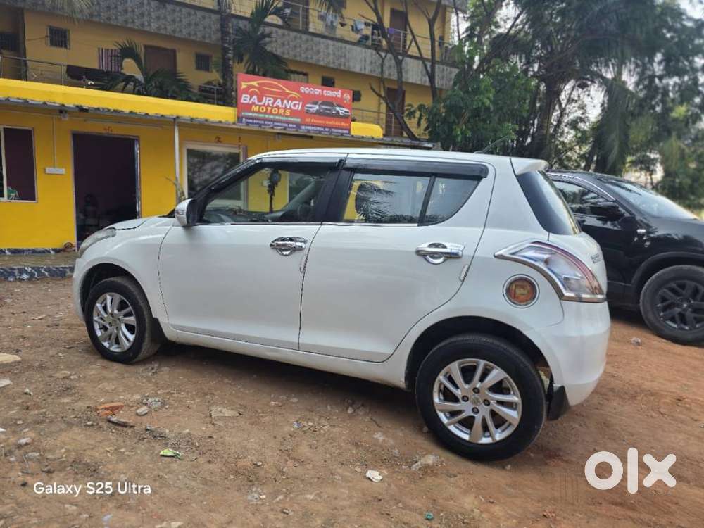 Maruti Suzuki Swift Zxi, 2014, Petrol