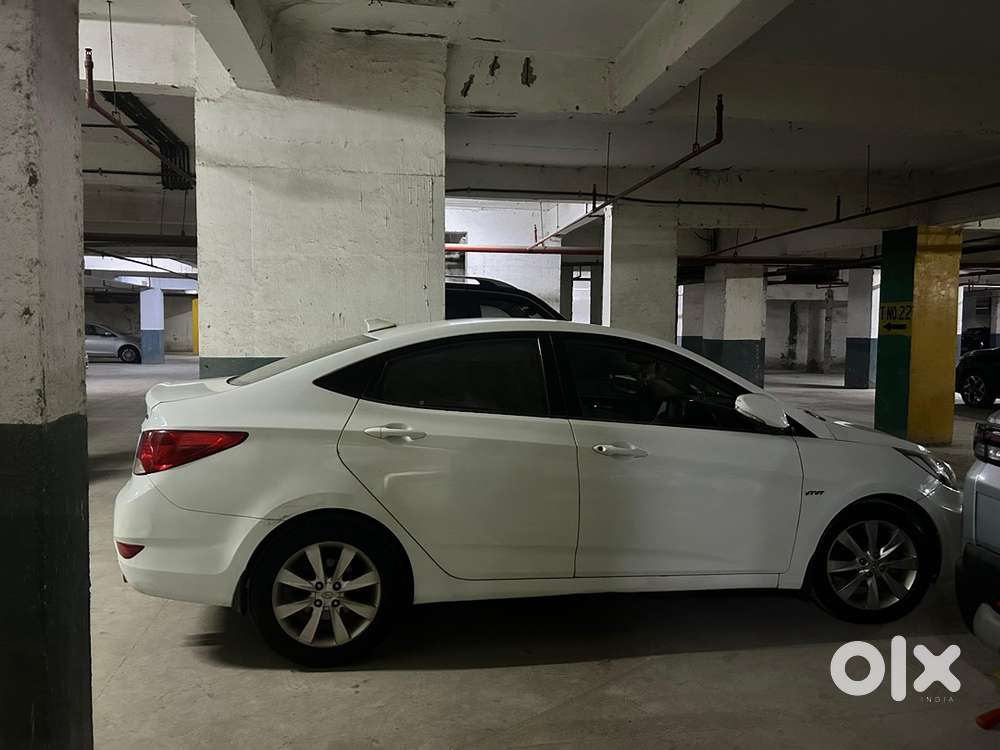 Hyundai Fluidic Verna 2011