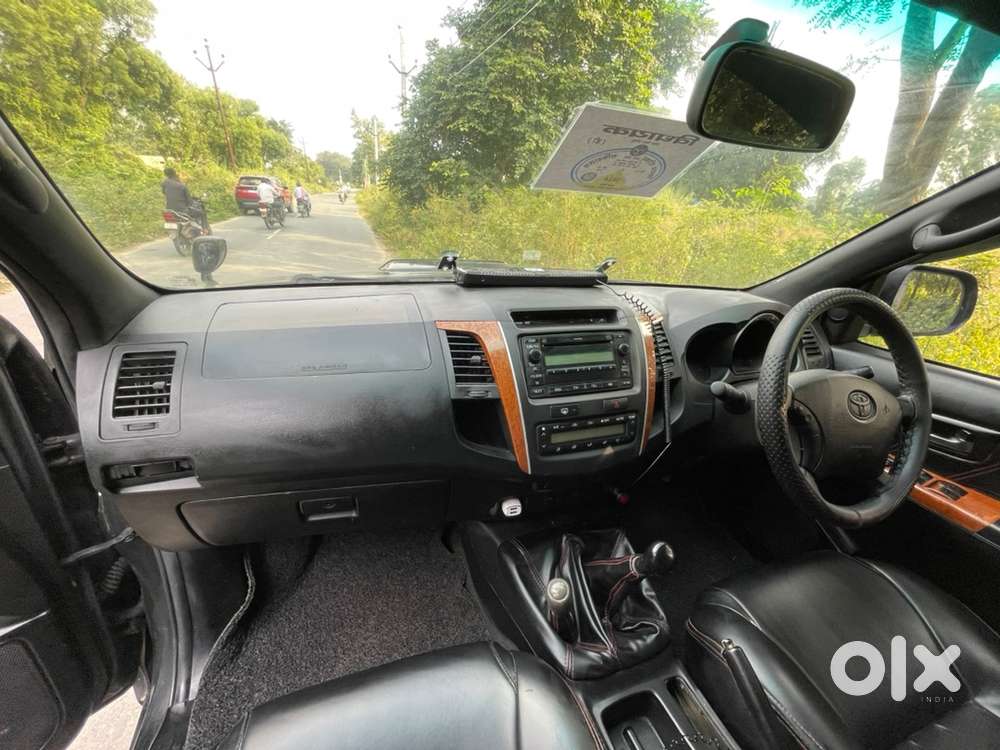 Toyota Fortuner Diesel 2011