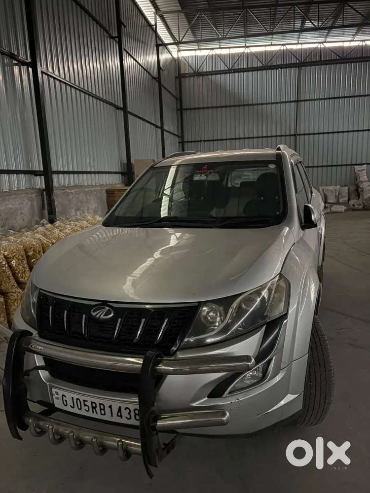 Mahindra Xuv500 2.2 W9 2016 Model