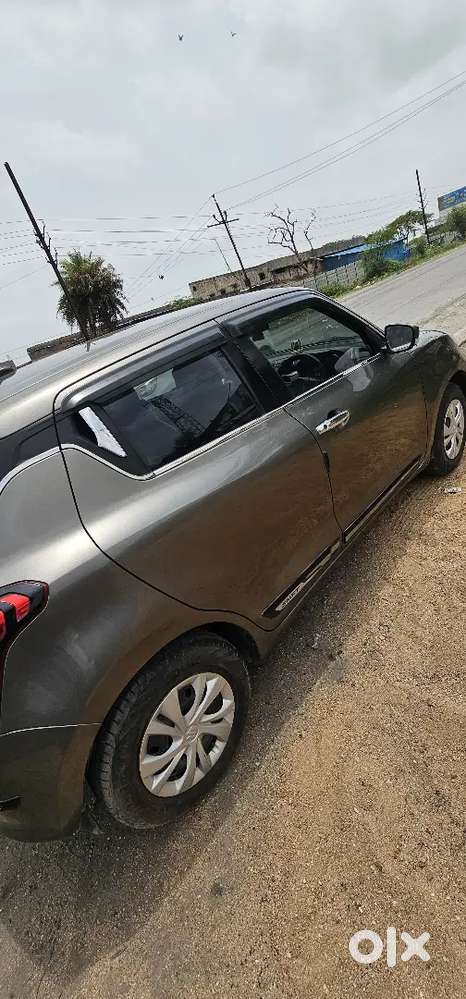 Maruti Swift Vxi 2021