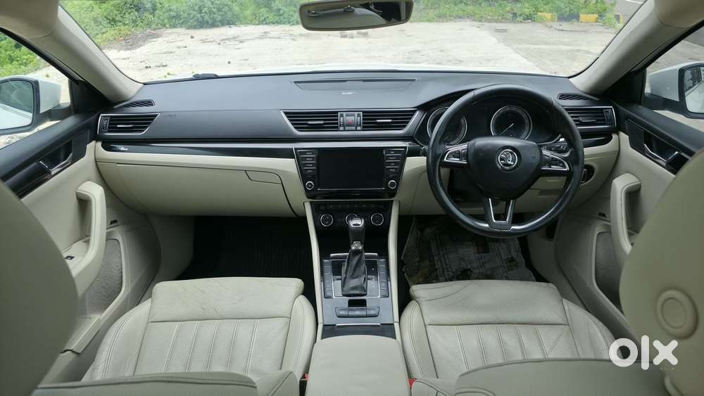 Skoda Superb L&k 1.8 Tsi At, 2019, Petrol