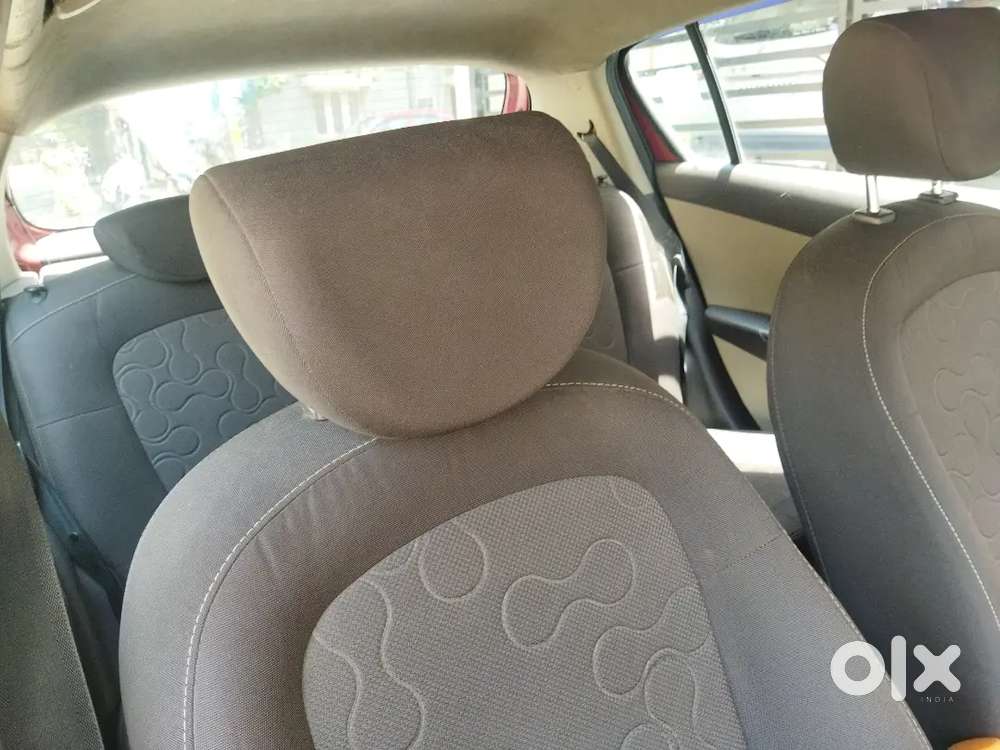 Maroon Colour Comfortable Car Sale Immediately