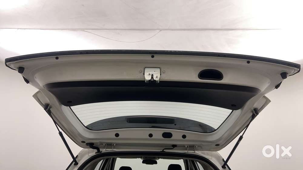 Hyundai Alcazar Platinum 7 Str 1.5 Turbo Petrol Adventure, 2023, Pet..