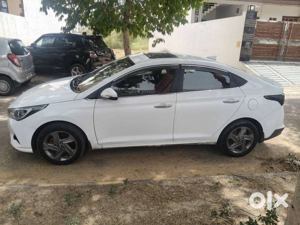Hyundai Verna 1.5 Sx Diesel Mt, 2022, Diesel