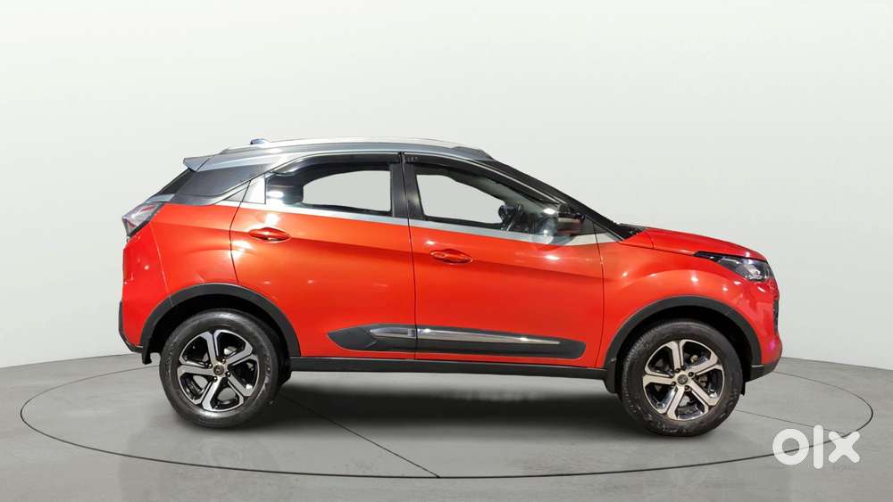 Tata Nexon Xz Plus (hs), 2022, Petrol