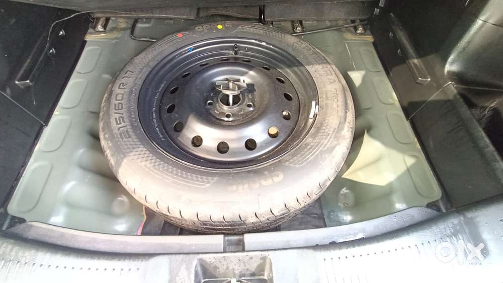 Maruti Suzuki Grand Vitara 1.5 Zeta Plus Dual Tone Intelligent Hybri..