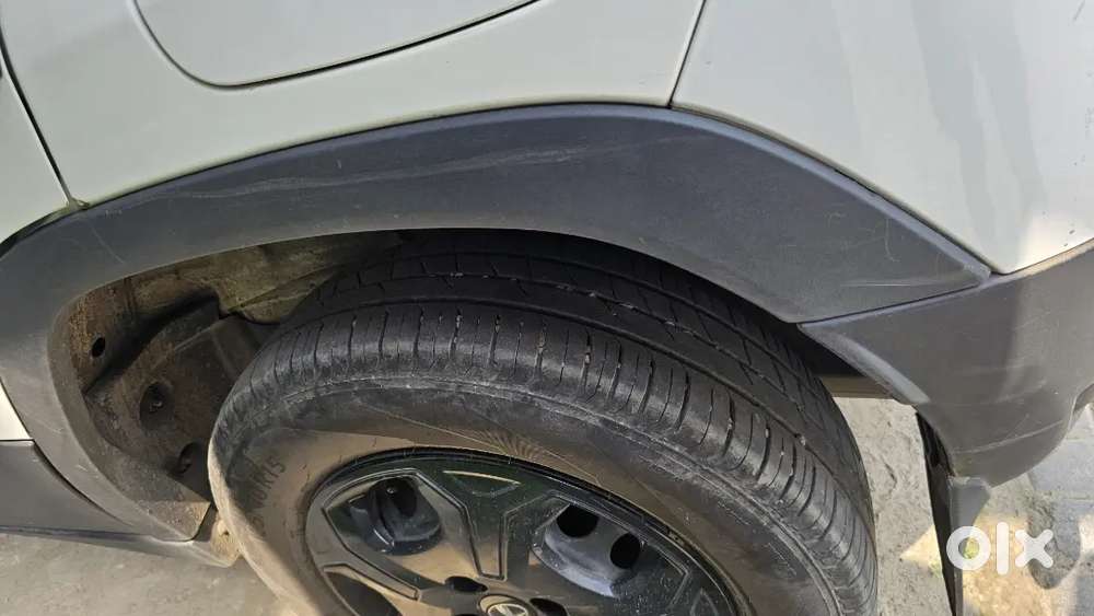 Tata Punch 2024 Petrol 45000 Km Driven Well Maintenance Extra Features