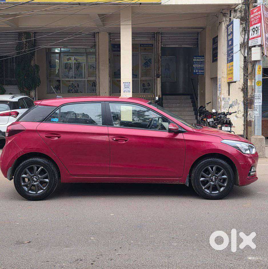 Hyundai Elite I20 1.2 Sportz Plus Dual Tone Vtvt, 2020, Petrol